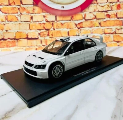 *RARE* Autoart 1/18 Mitsubishi Lancer WRC 2005 White Plain Body Ver. Rally Car - Image 1 of 4