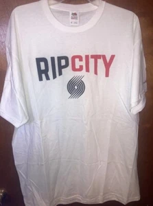 Fruit of the Loom Men’s XL White T-shirt Portland Trail Blazers NBA Basketball - Picture 1 of 4