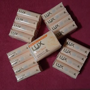 LUX Velvet Touch Bar Soap, Jasmine & Almond Oil, 100g lot of 30 bars new - Picture 1 of 8