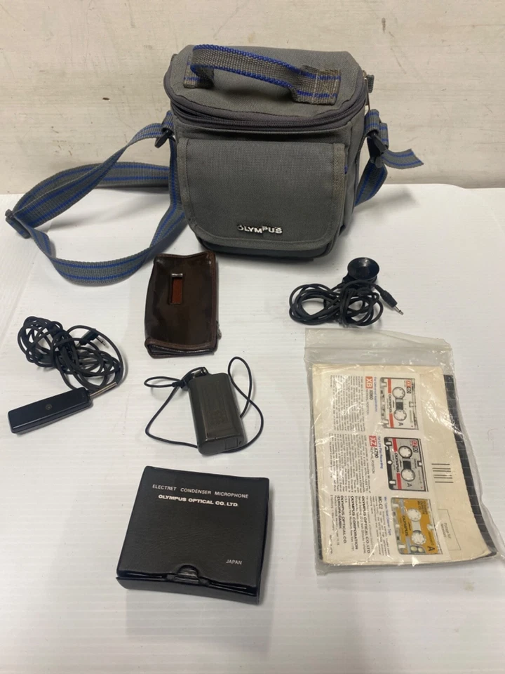 VINTAGE - Olympus Bag with Voice Reordering Equipment (FC111-2Q1935 - Image 1 of 4