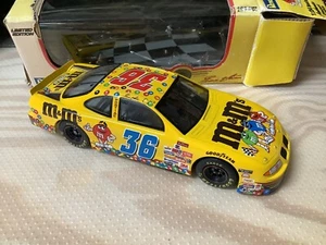 1998 Revell M&M's #36 Ernie Irvan 1:24th race car - Picture 1 of 10