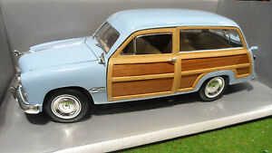 FORD WOODY WAGON 1949 bleu au 1/18 d MOTOR CITY CLASSICS 30004 voiture miniature