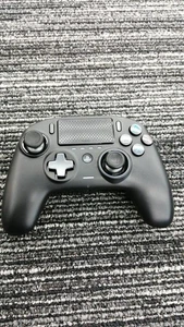 Nacon Sleh-00643 Controller - Picture 1 of 8