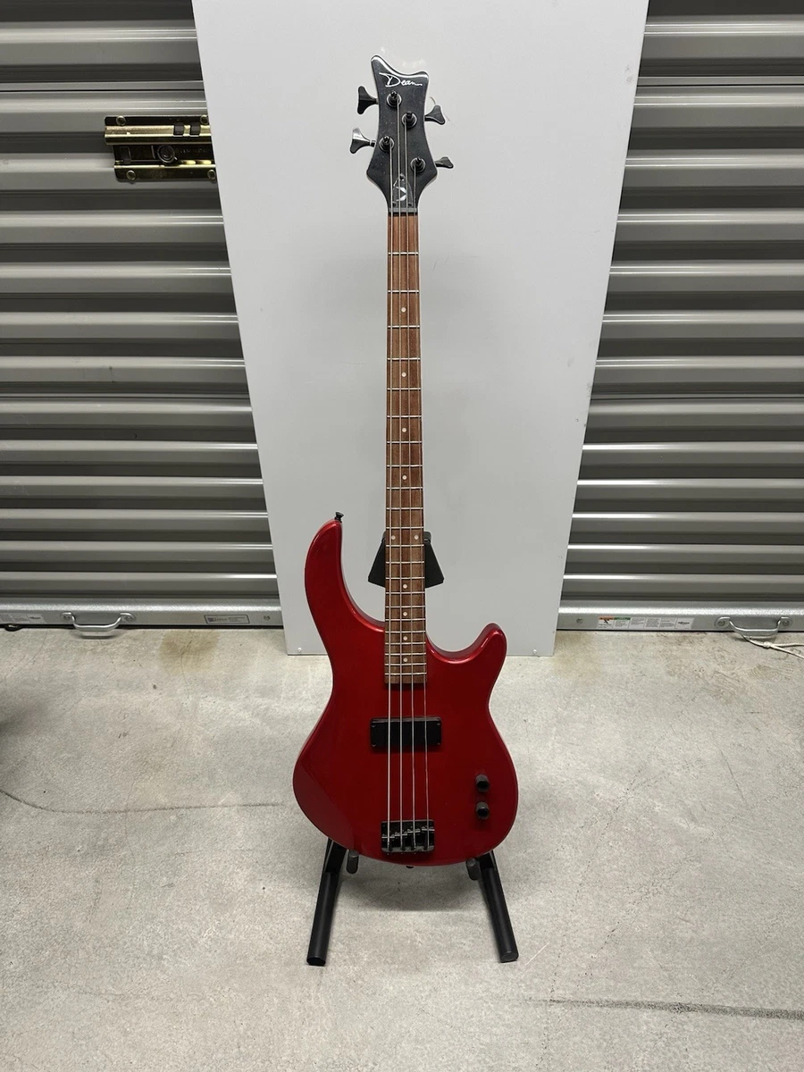 DEAN guitar ディーン Razor アンバー 4弦ベース 専用ケース付 DEAN guitar ディーン Razor アンバー 4弦ベース 専用ケース付 DEAN