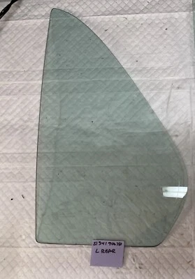 Ventana trasera izquierda bmw e30 sedán 51341906781 Foto 1 de 3