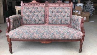 Sofá Antiguo Victoriano Sofá Tallado Sofá Loveseat Salón Silla Nogal Conjunto Sofá Foto 1 de 4