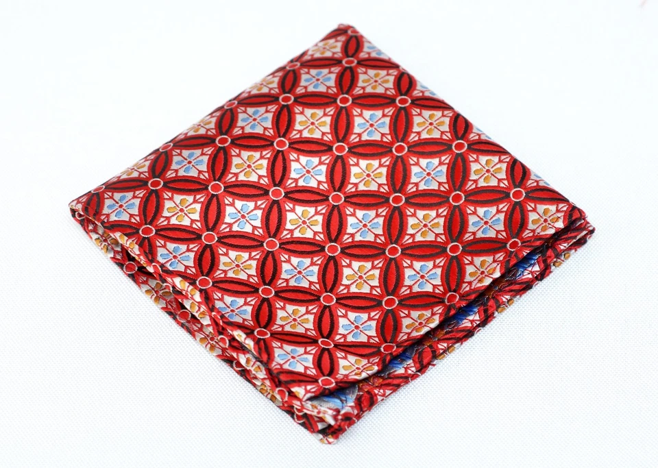 Cuadrado de Bolsillo Lord R Colton Masterworks - Salvador Rubí Seda - $75 Minorista Nuevo Foto 1 de 3