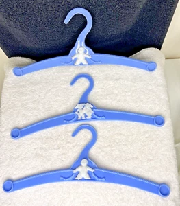 Three Vintage ACME Hard Plastic Children’s Hangers Blue w Rope Critter Design - Picture 1 of 9