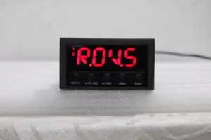 Omega Engineering DP25B-S-A Strain Gauge Panel Meter - Picture 1 of 10