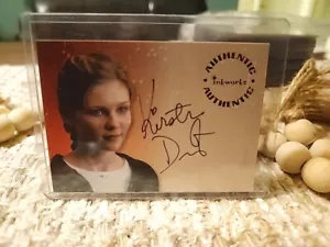 1998 autógrafo Inkworks Small Soldiers Kirsten Dunst automático tarjeta Jumanji Spiderman - Imagen 1 de 2