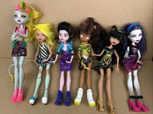 Lotto 6 bambole Monster High - usate - Foto 1 di 13