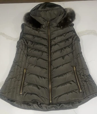 Joules Melford Puffer Vest Size 16 Green Faux Fur Detachable Hood - Image 1 of 4