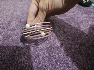 New Ryze Women's Purple & Pearl Accent Vegan Leather Magnetic Wrap Bracelet - Picture 1 of 4