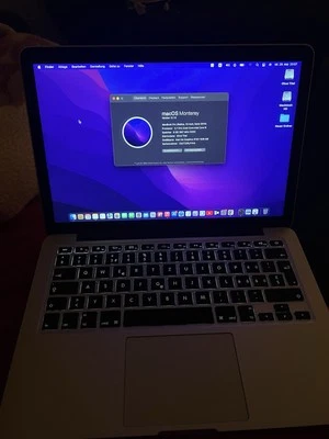 Apple MacBook Pro Retina 13,3 Zoll (128GB SSD, Intel Core i5, 8GB RAM) 2015 - Bild 1 von 4