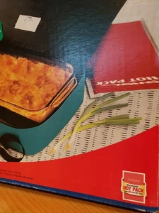 Pyrex Portables ~ 9 X 13 Insulated Food Carrier - 4 piece set New In Box - Picture 1 of 5