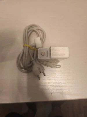 Original Apple 60W MagSafe 2 Power Adapter – Modell A1435 - Bild 1 von 4