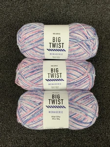 Lot Of 3 Big Twist Menagerie Yarn Blue Parrotfish 410 yds ea Dye Lot #09 Light - Picture 1 of 5