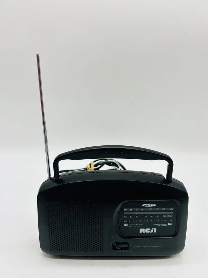 RCA RP7664A Portable 2 Band Radio Works Great w/Cord - Image 1 of 4