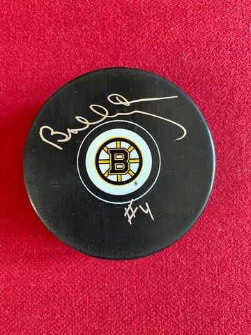 Bobby Orr, "Autographed"(JSA) Bruins Puck (Scarce / Vintage) Cover
