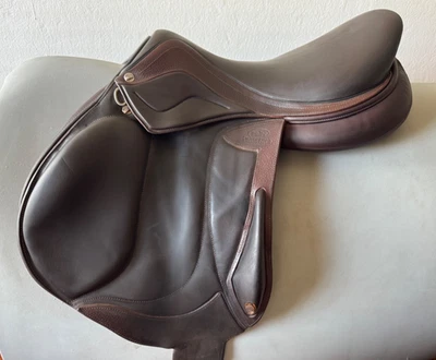 Sillín monoflap Devoucoux Chiberta Lab 17,5" - 2AA - 2016 - Full Buffalo Foto 1 de 4