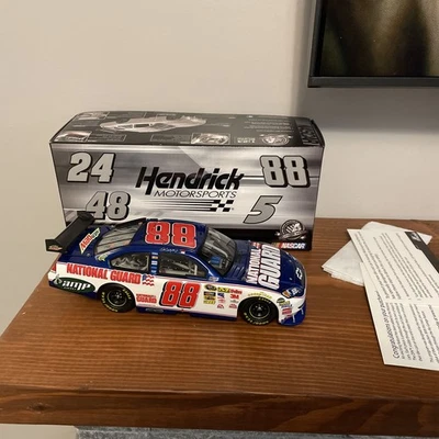 2010 Impala National Guard Amp Energy Earnhardt Jr #88 Diecast 1/24 Action - Image 1 of 4