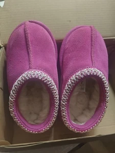 UGG Tasman II Kleinkind rosa Größe 7 - Bild 1 von 7