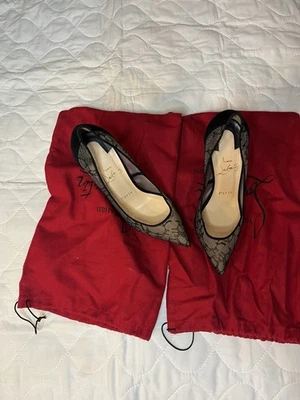 Christian Louboutin Foto 1 de 4