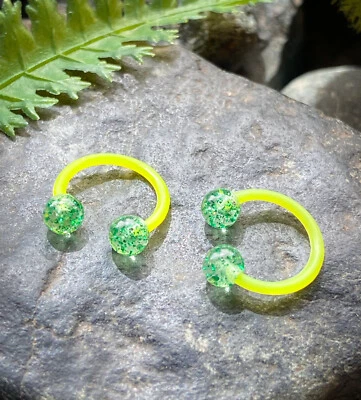 ПАРА Ультра Блестящих Гибких Круглых Штанг Перегородка Бровь Соски Трагус Кольцо - Изображение 1 из 4