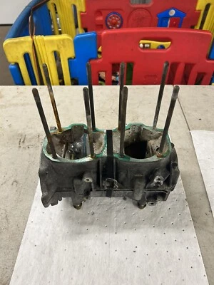 SKI-DOO Grand Touring SUMMIT 550F VENTILADOR CÁRTER MOTOR ESTUCHE 420890237 Foto 1 de 4