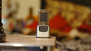 Nokia 8800 Sapphire Arte - Brown (Unlocked) Cellular Phone - Afbeelding 1 van 2