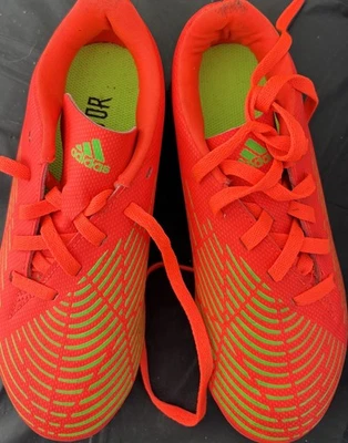 Botines de fútbol para jóvenes Adidas Predator Edge.3 Low FG talla 12K naranja voltios Foto 1 de 3
