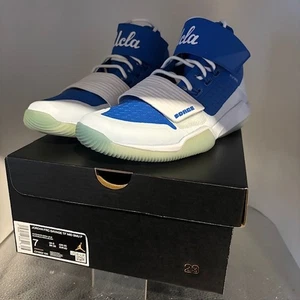 Jordan Force Savage Turf Mid SMU P Football UCLA CV1662-106 Men's Size 7 - Picture 1 of 10