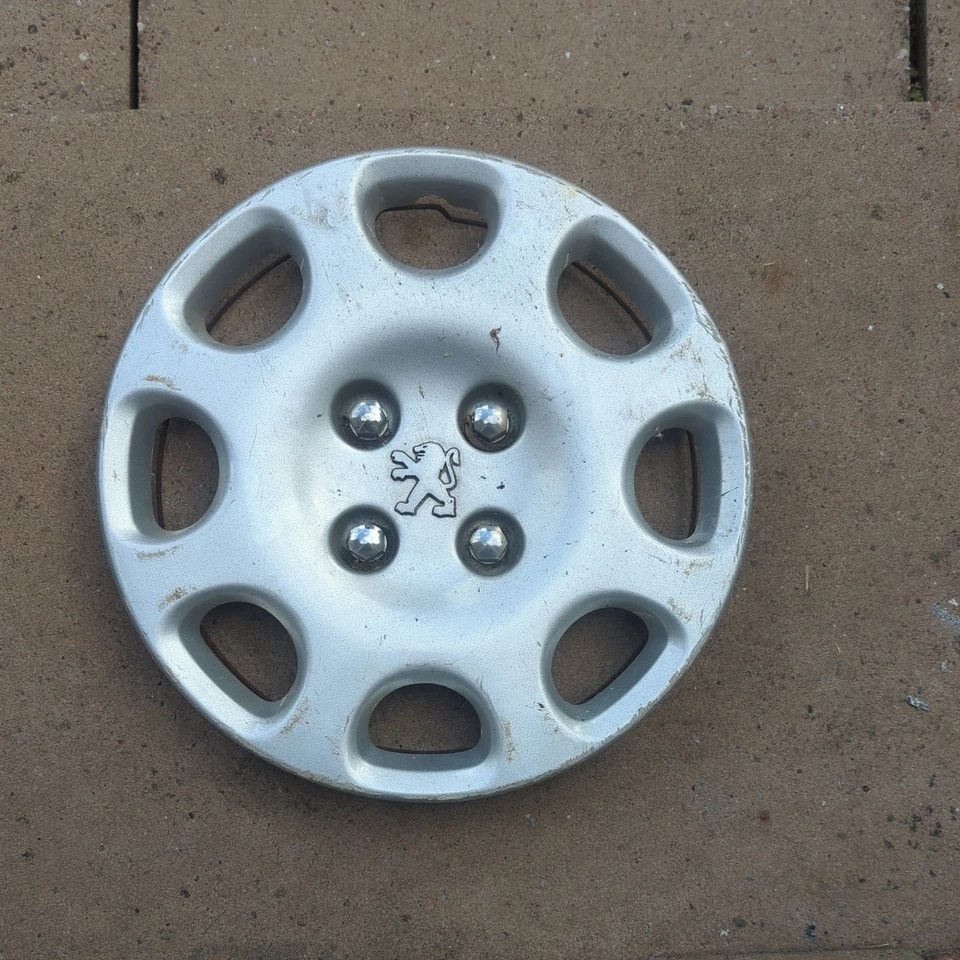 PEUGEOT 206 14 INCH WHEEL TRIM HUB CAP GENUINE 9648316280 - Image 1 of 1
