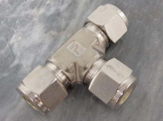 NUEVA CAMISETA PARKER 6ET6-316 Union, 316 SS, A-LOKxA-LOKxA-LOK, 3/8 pulgadas Foto 1 de 1