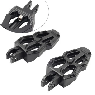Front Foot Redal Rests Footpegs For Benelli TNT 600 300 302S For QJMotor 350 BLK - Image 1 of 4