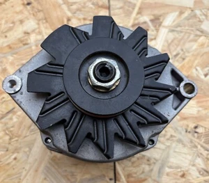 Alternatore Delco Remy - Buick Cadillac Chevrolet GMC Jeep Mercury - Foto 1 di 12