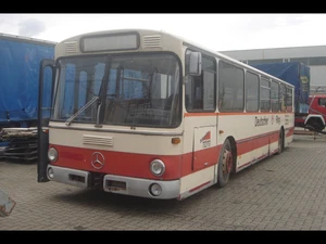 Frontscheibe Rechts BUS MB O 307 Bahnbus Oldtimer o307 Scheibe Beifahrerseite - Bild 1 von 2