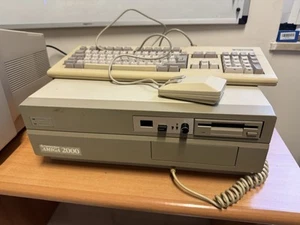 Commodore Amiga 2000 Rev6 + Keyboard / Original Tastatur - Funktioniert / Working - Bild 1 von 4