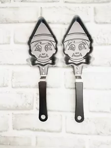 Elf on a Shelf Skillet Pancake Pan Set of 2 - Picture 1 of 4