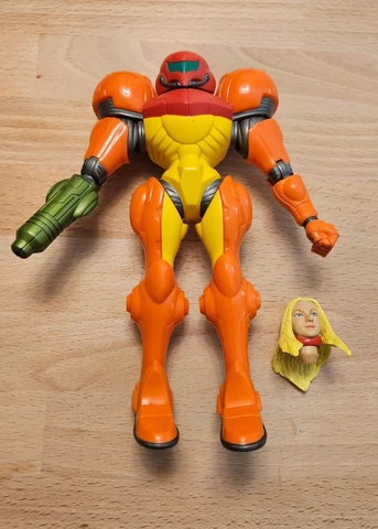 Samus Aran Action Figure Nintendo Power Joyride Studios Metroid w Intrchang Head Cover