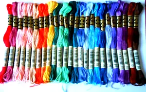 DMC SIX STRANDED COTTON THREADS PACK OF 25 EXACT MATCH - Picture 1 of 1