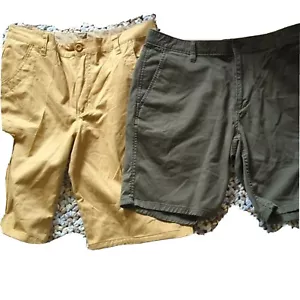 (2) Men's Dockers Summer Shorts Flex Comfort Khaki Dark Green Cargo 34 - Picture 1 of 9
