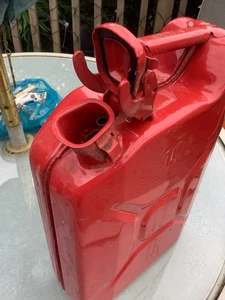 Red Metal Jerry Can 10 Litres - Picture 1 of 5