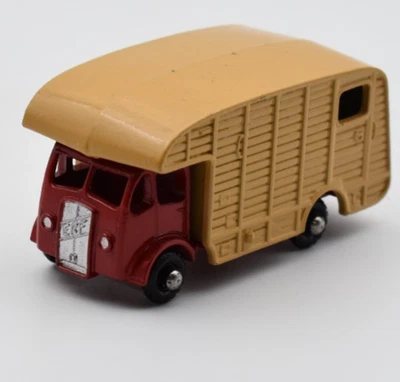 Matchbox Regular Wheels 35a Marshall Horse Box Truck ruote nere. Lesney - Immagine 1 di 4