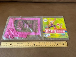 2004 Lizzie McGuire McDonalds Happy Meal Toy #3~Comb & Enhanced CD~ New - Picture 1 of 6