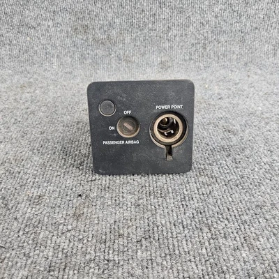 2008-2010 Ford F250 Power Outlet Point Switch Radio Bezel Dash Trim OEM - Изображение 1 из 4