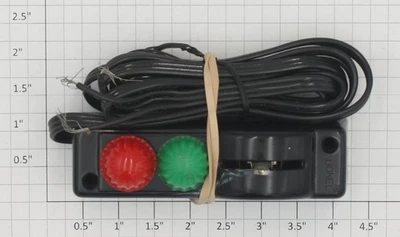 Lionel O22C-1 O27 Late Single Plastic Switch Controller with Lens Caps Wired - Image 1 of 3
