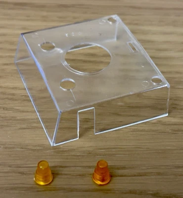 SOLIDO militaire pièce détachée d'origine vitrage pour porte-char BERLIET T12 - Photo 1/2