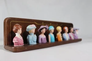 vtg Avon Porcelain Thimbles Set – Women in History Collection Elegant yy - Picture 1 of 16