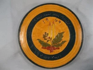 Pennsbury Pottery Christmas Greetings 1964 Salad Plate Yellow Candles Tree (O2) - Picture 1 of 2